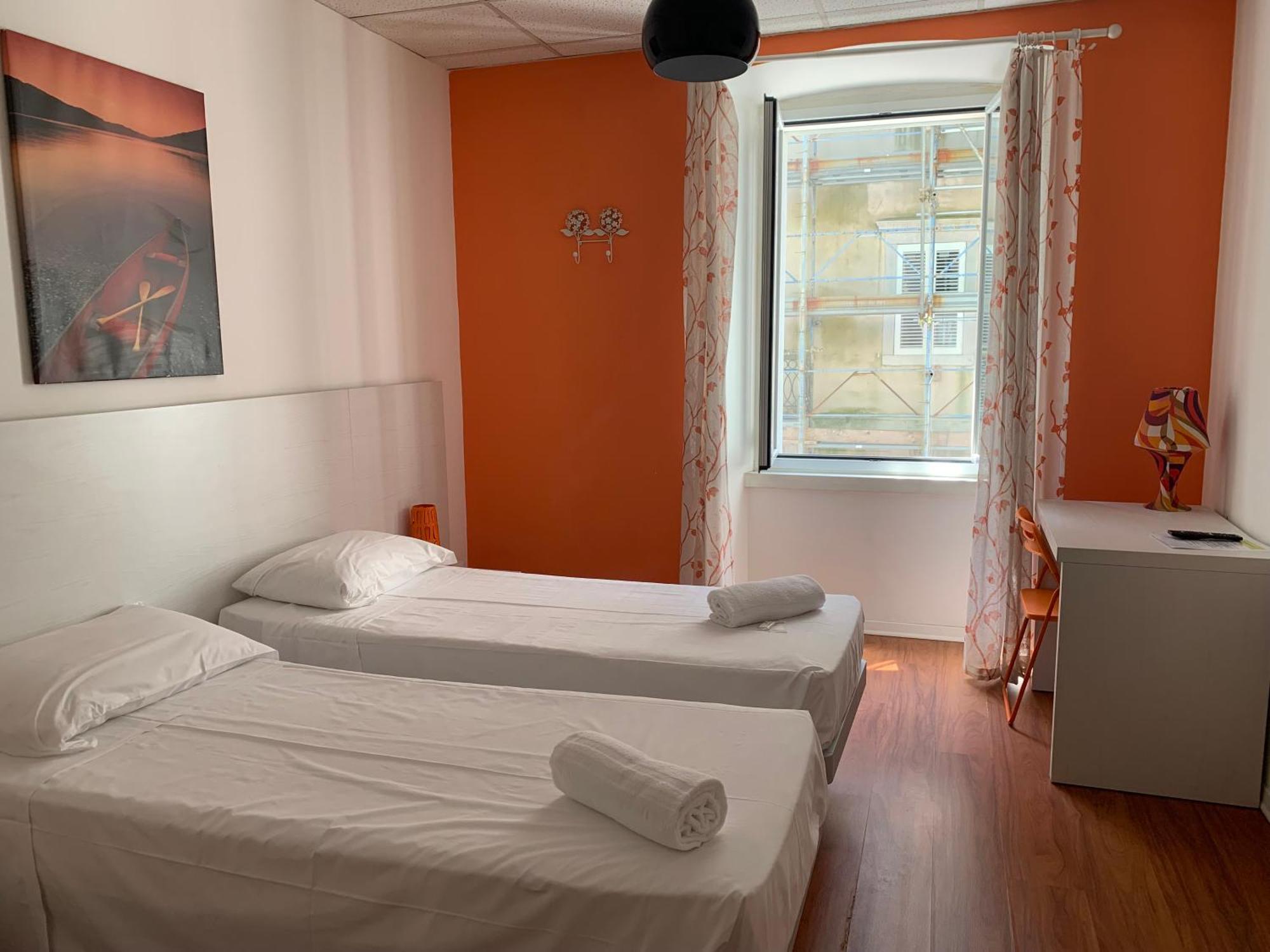 Готель Smart Accomodation Трієст Екстер'єр фото