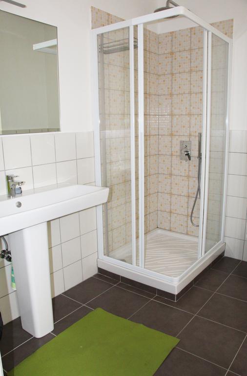 Готель Smart Accomodation Трієст Екстер'єр фото