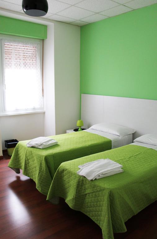 Готель Smart Accomodation Трієст Екстер'єр фото